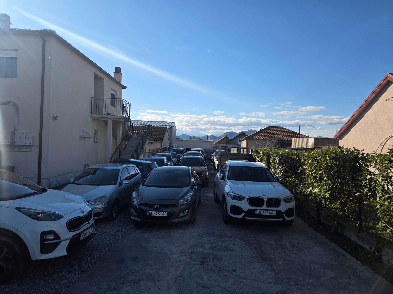 Kontakt Aerodrom parking Podgorica